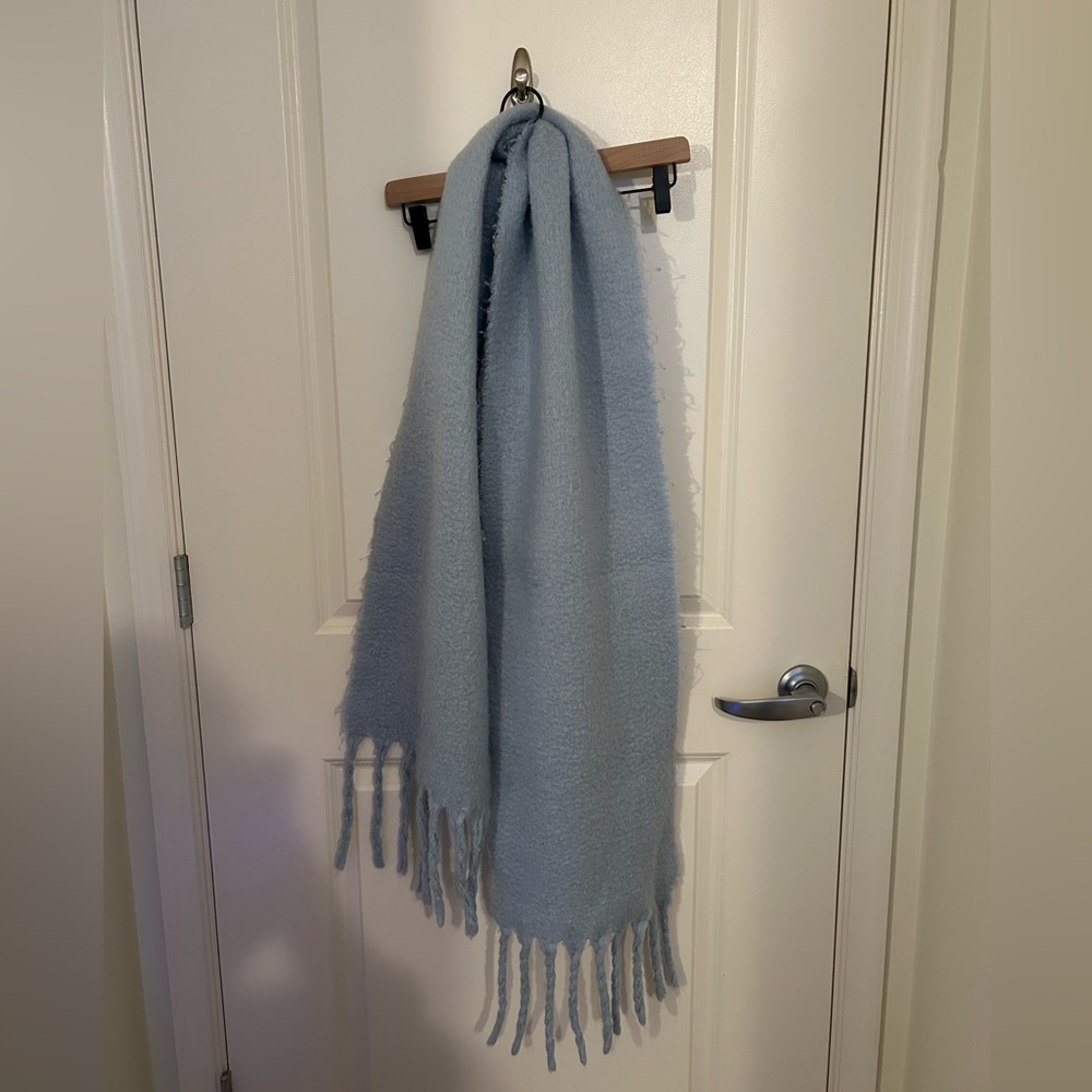 Blue scarf